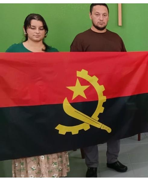 Bandeira de Angola apresentada na cerimônia